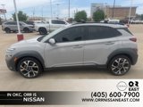 Used 2023 Hyundai Kona Limited image 2