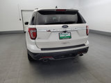 Used 2018 Ford Explorer XLT image 6