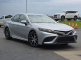 Used 2023 Toyota Camry SE image 1