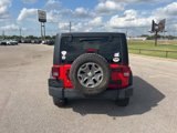 Used 2015 Jeep Wrangler Unlimited Rubicon w/ Connectivity Group image 6