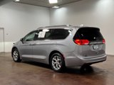 Used 2018 Chrysler Pacifica Limited image 5