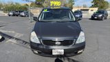 Used 2014 Kia Sedona LX image 2