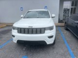 Used 2020 Jeep Grand Cherokee Altitude image 3