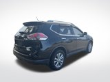 Used 2015 Nissan Rogue SV w/ SV Premium Package image 4