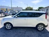 Used 2022 Kia Soul LX image 4
