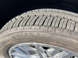 Used 2015 Chevrolet Suburban LT image 5