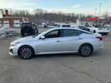 Used 2023 Nissan Altima 2.5 SV image 4