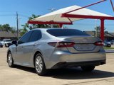 Used 2022 Toyota Camry LE image 5