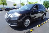 Used 2018 Nissan Rogue SV w/ Sun & Sound Touring Package image 4