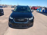 Used 2023 Chrysler Pacifica Limited image 2