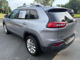 Used 2017 Jeep Cherokee Limited image 3
