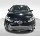 Used 2018 Toyota Sienna XLE image 3