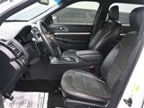 Used 2018 Ford Explorer XLT w/ Equipment Group 202A image 5