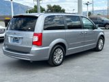 Used 2016 Chrysler Town & Country Touring-L w/ Driver Convenience Group image 5