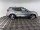 Used 2017 Nissan Rogue SL image 4