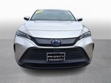 Used 2022 Toyota Venza LE image 2