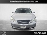 Used 2014 Chrysler 200 Touring image 2