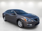 Used 2014 Nissan Altima 2.5 S w/ Display Audio Package image 3