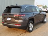Used 2023 Jeep Grand Cherokee Laredo w/ Luxury Tech Group I image 3
