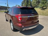 Used 2016 Ford Explorer XLT w/ Equipment Group 201A image 2