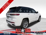 New 2024 Jeep Grand Cherokee Summit image 3