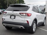 Certified 2020 Ford Escape SE image 3