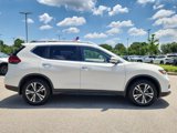 Used 2020 Nissan Rogue SV w/ Premium Package image 2