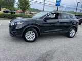 Used 2020 Nissan Rogue Sport S image 2