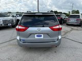 Used 2015 Toyota Sienna LE image 6