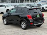 Used 2022 Chevrolet Trax LT w/ LT Convenience Package image 6
