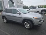 Used 2016 Jeep Cherokee Limited w/ Luxury Group image 4