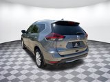 Used 2019 Nissan Rogue SV image 3