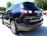 Used 2017 Chevrolet Traverse LT image 4