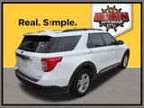 Used 2020 Ford Explorer XLT image 3