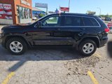 Used 2017 Jeep Grand Cherokee Laredo w/ Quick Order Package 2BE image 3