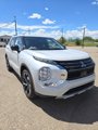 Used 2024 Mitsubishi Outlander SE image 4