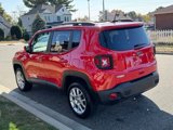 Used 2019 Jeep Renegade Latitude w/ Popular Equipment Group image 6