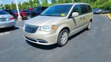 Used 2016 Chrysler Town & Country Touring w/ Driver Convenience Group image 3