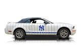 Used 2005 Ford Mustang Deluxe Convertible image 2