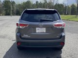 Used 2015 Toyota Highlander LE image 4