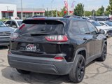 Used 2020 Jeep Cherokee Latitude Plus image 3