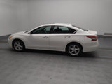 Used 2013 Nissan Altima 2.5 SL w/ Technology Pkg image 3