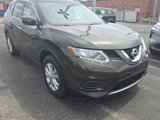 Used 2015 Nissan Rogue SV image 3