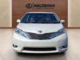 Used 2015 Toyota Sienna XLE image 2