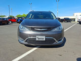 Used 2017 Chrysler Pacifica Touring-L image 2