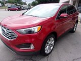 Used 2022 Ford Edge Titanium image 4