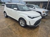 Used 2023 Kia Soul LX w/ LX Technology Package image 2