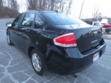 Used 2011 Ford Focus SE image 4