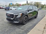 Used 2024 GMC Terrain SLE w/ Driver Convenience Package image 3