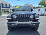 Used 2021 Jeep Gladiator Sport image 2